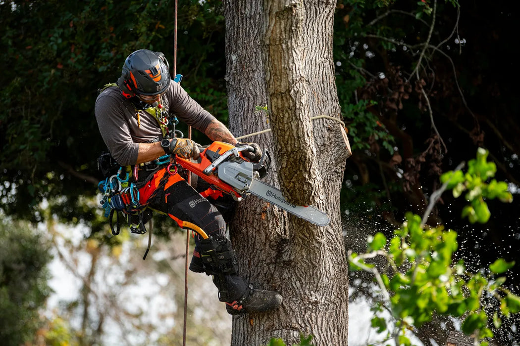 Husqvarna 564 XP EFI Professional Chainsaw 60cc with 20" Bar