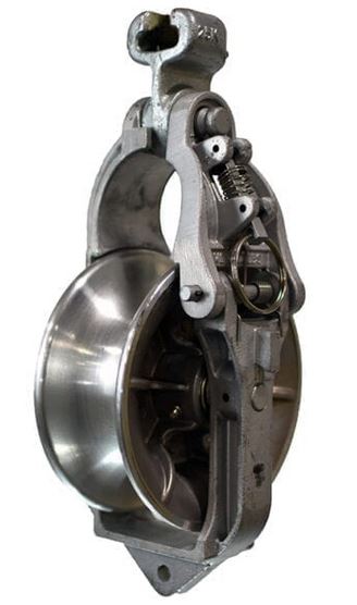 TALLMAN EQUIPMENT COMPANY INC. 7 IN Aluminum Universal Stringing Block - Sheave, Spring Loaded Side Gate
